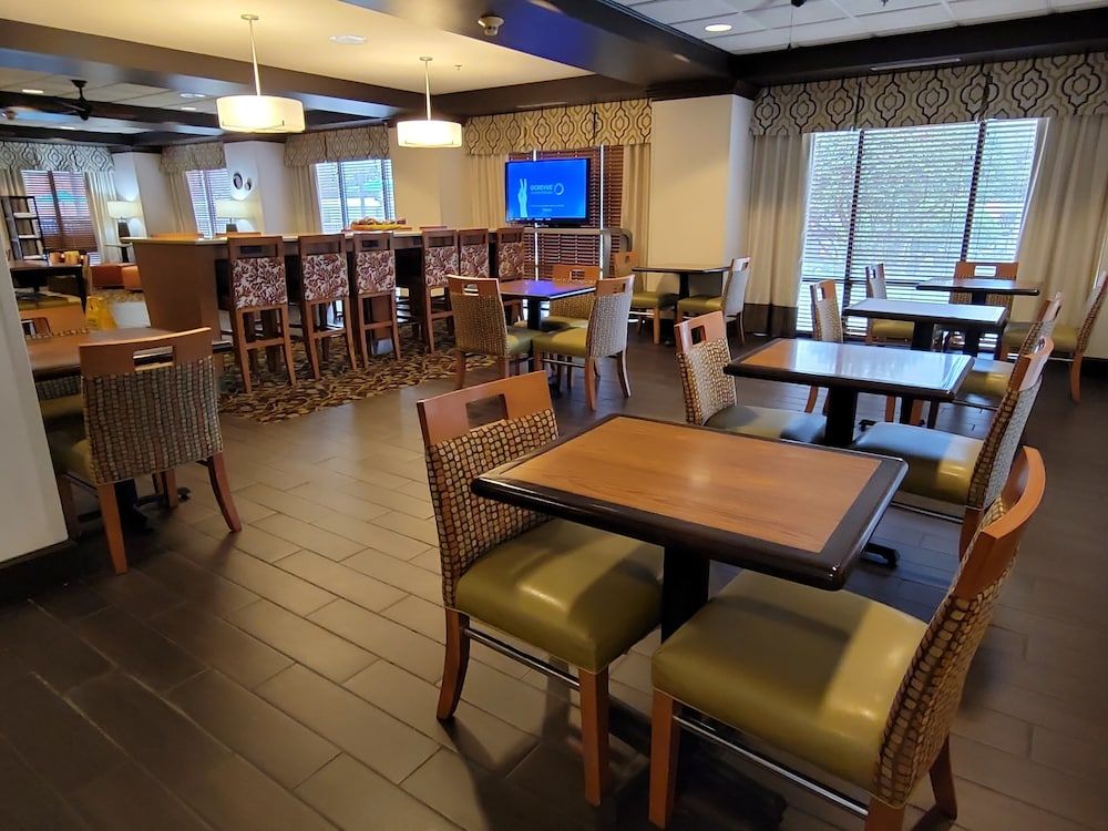 Hampton Inn Pensacola-Airport (Cordova Mall Area) 2