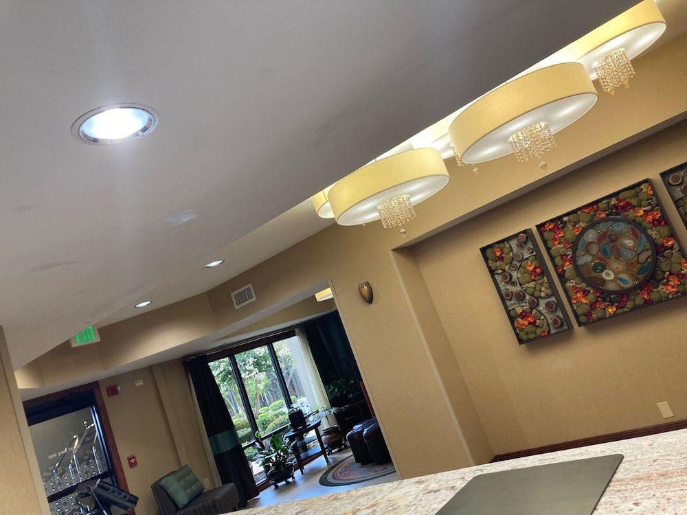 Hampton Inn Hot Springs 2