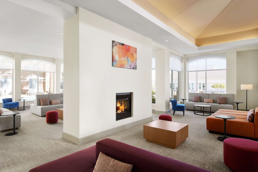 Hilton Garden Inn Las Vegas/Henderson 2