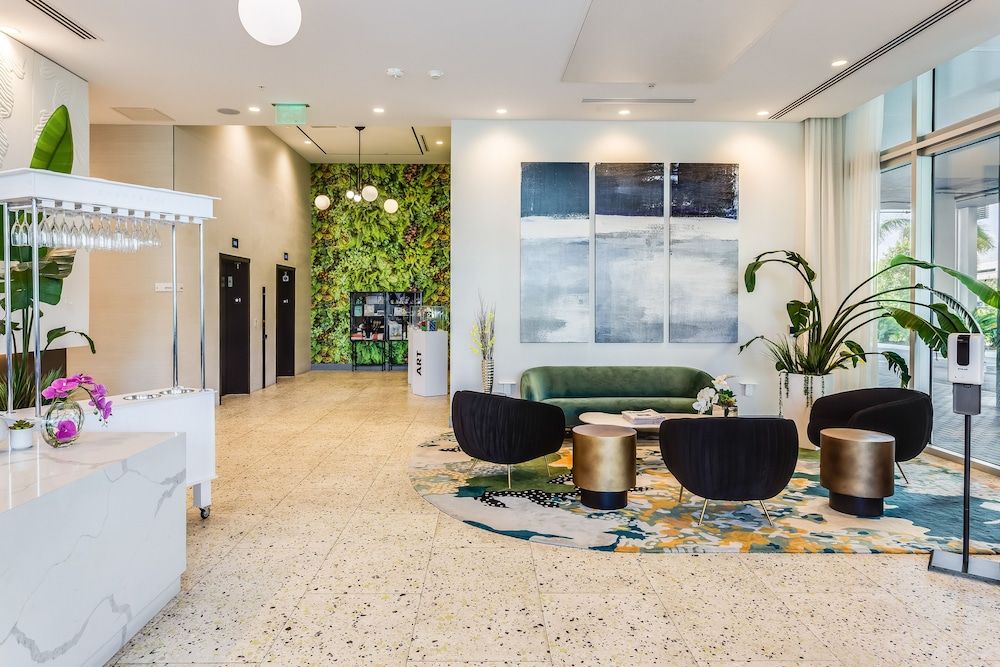 Serena Hotel Aventura, Tapestry Collection 2