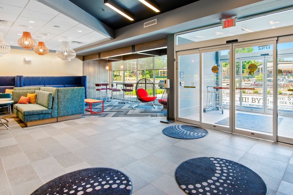 Tru by Hilton Chapel Hill 1