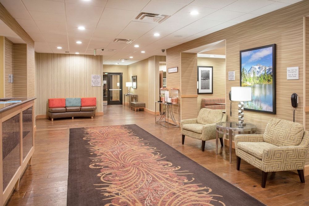 Hampton Inn & Suites Denver/South-RidgeGate 2