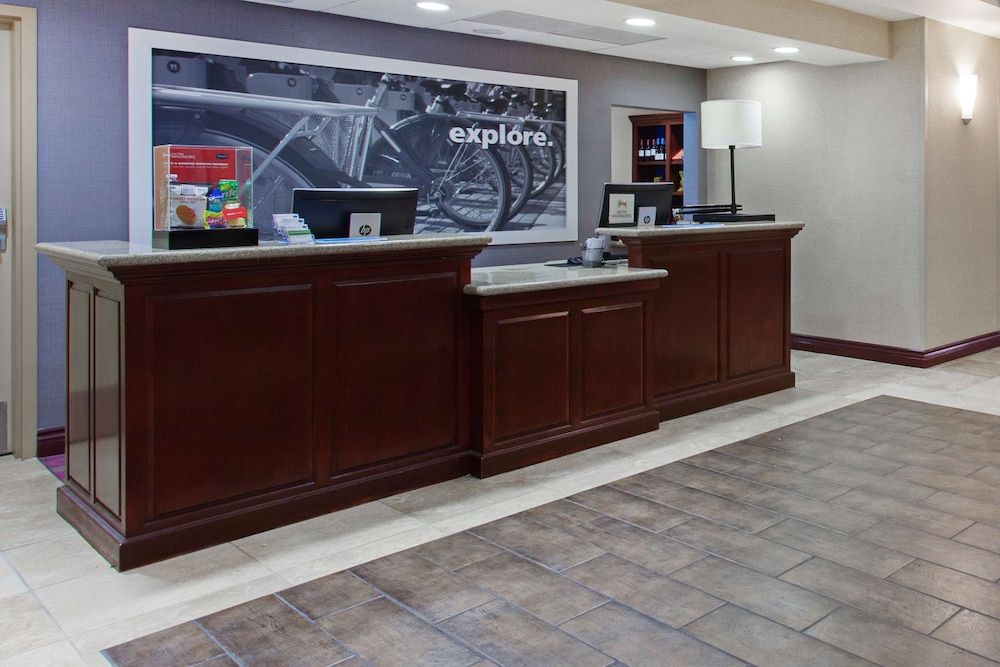 Hampton Inn & Suites Oakland Airport-Alameda 3