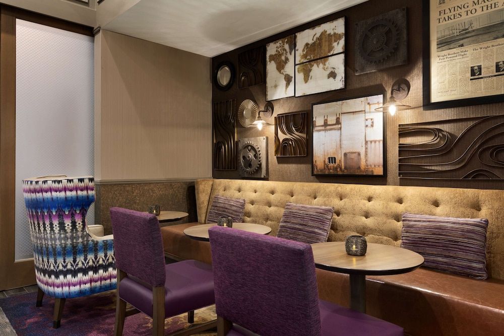 Hampton Inn & Suites Seattle/Renton 3