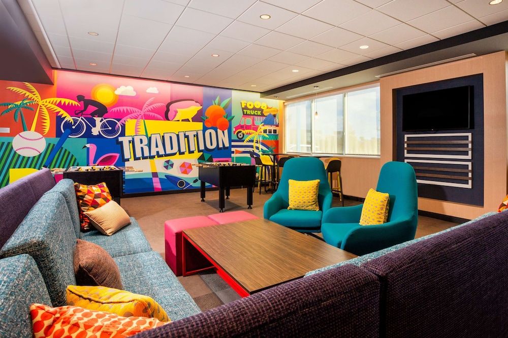 Tru by Hilton Port St. Lucie Tradition 3