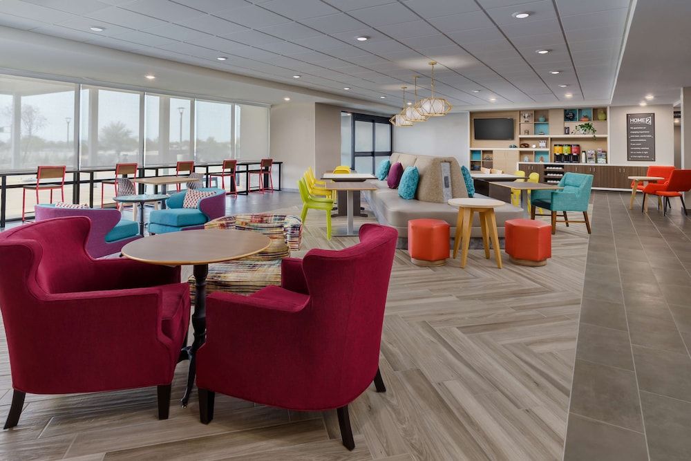 Home2 Suites by Hilton North Scottsdale near Mayo Clinic 3