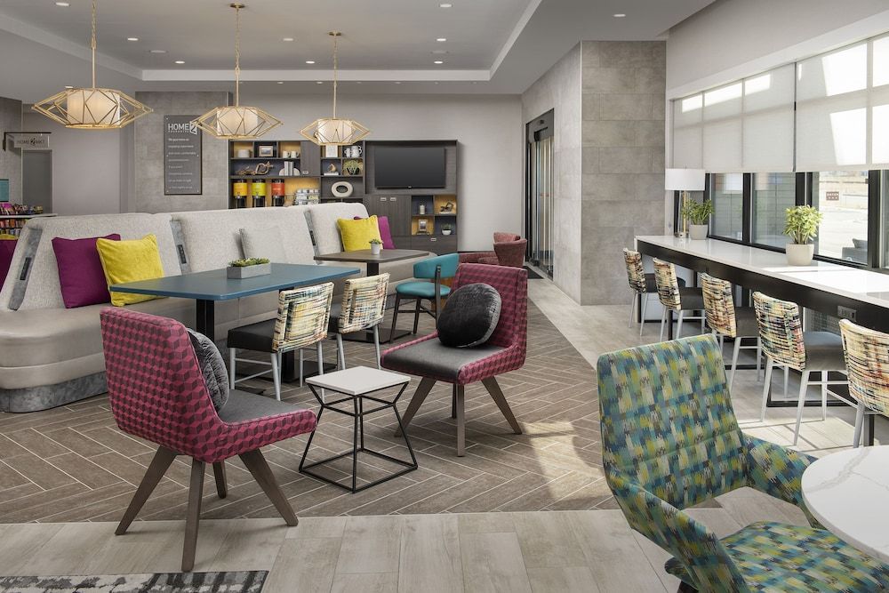 Home2 Suites by Hilton North Scottsdale near Mayo Clinic 2
