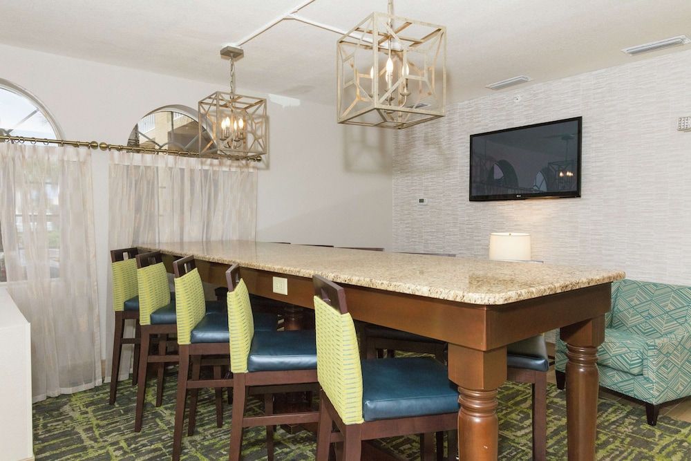 Hampton Inn St. Augustine Beach 2