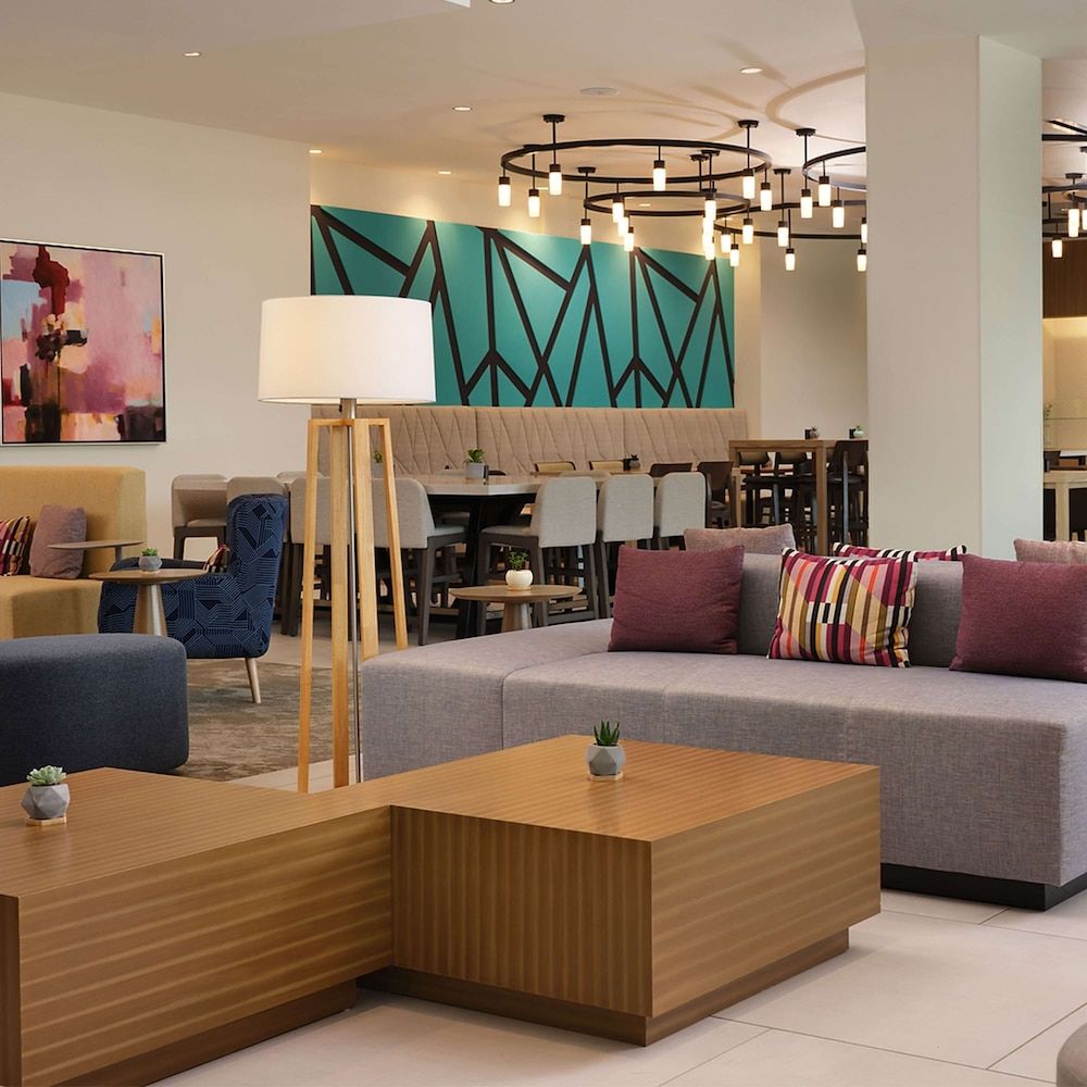 Hilton Garden Inn Grapevine at Silverlake Crossing 3