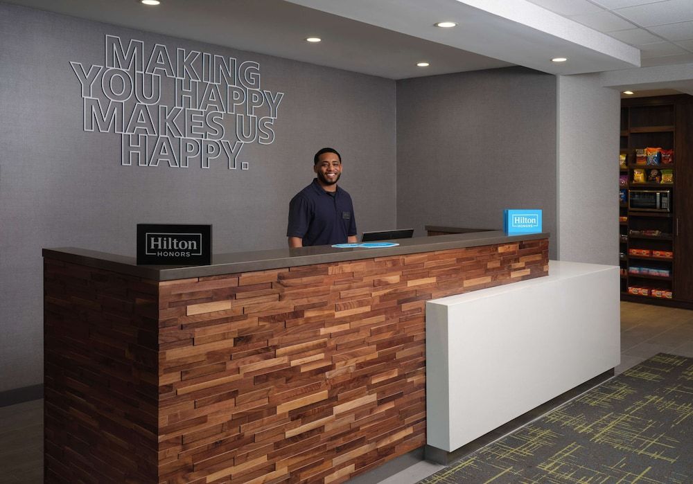 Hampton Inn Pinellas Park St. Petersburg 2