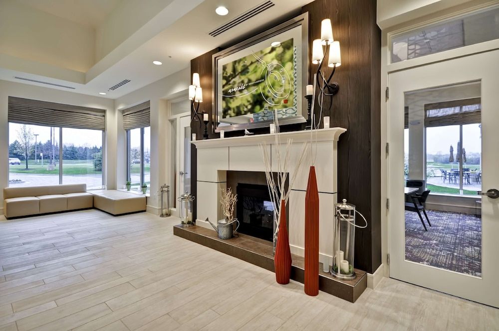 Hilton Garden Inn Detroit Troy 2