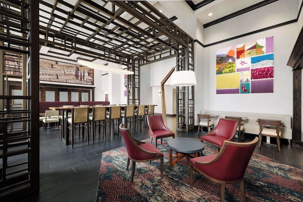 Hampton Inn and Suites Napa 3