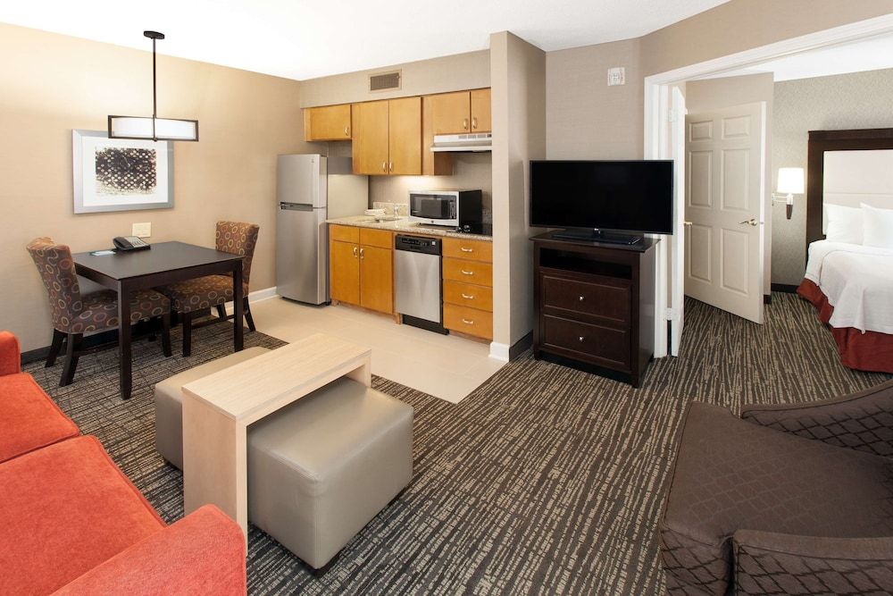 Homewood Suites by Hilton Indianapolis-Keystone Crossing 1
