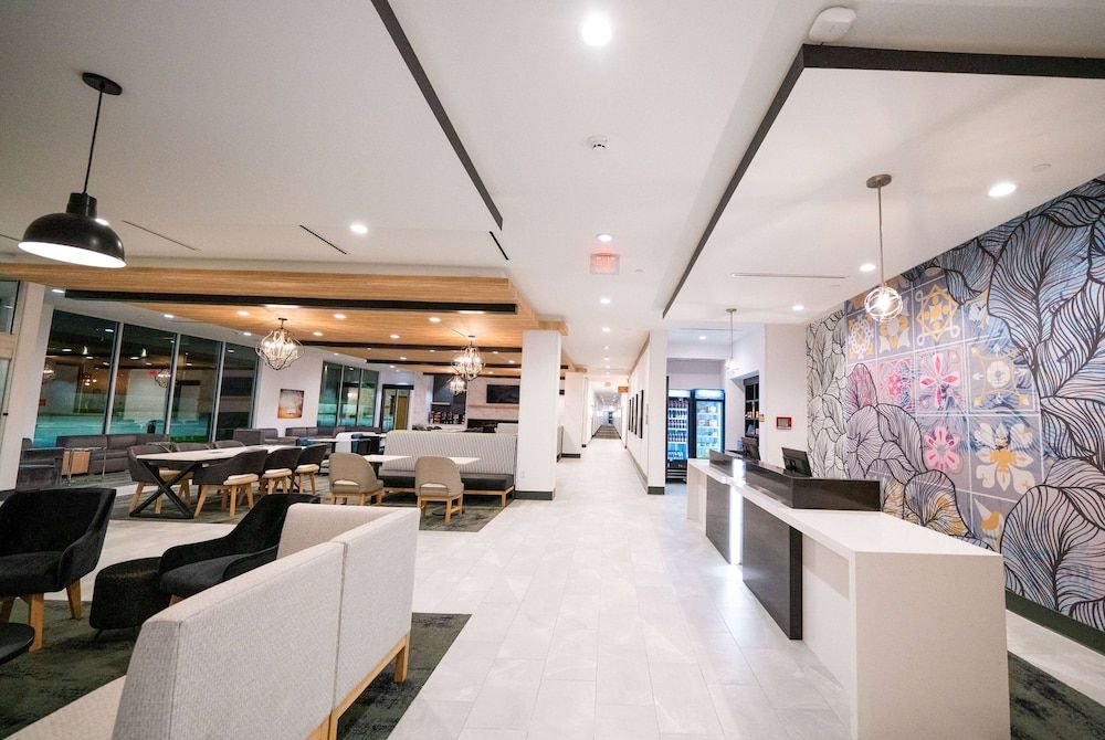 La Quinta Inn & Suites by Wyndham Austin Parmer/Tech Ridge 3