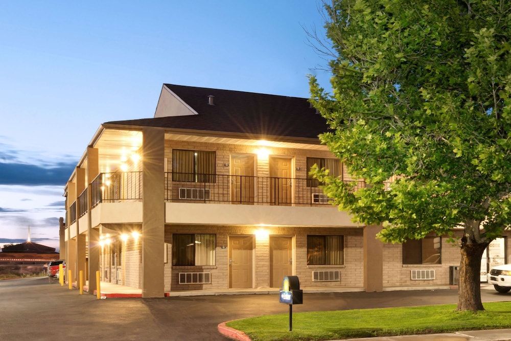 Days Inn & Suites by Wyndham Albuquerque West -1 estrelas em Albuquerque
