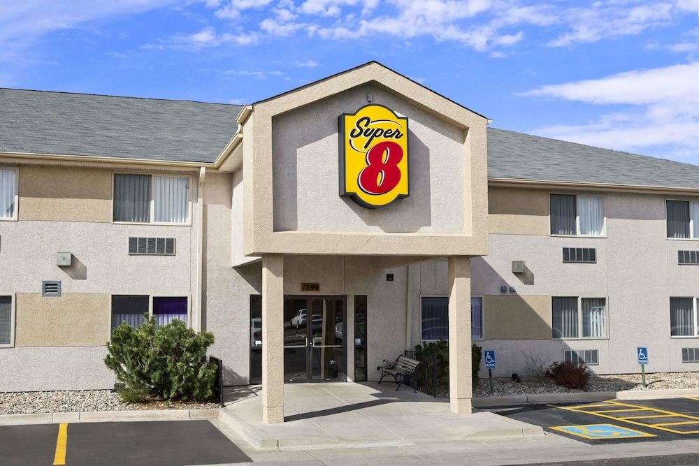Super 8 by Wyndham Colorado Springs Airport 3 estrelas em Colorado Springs