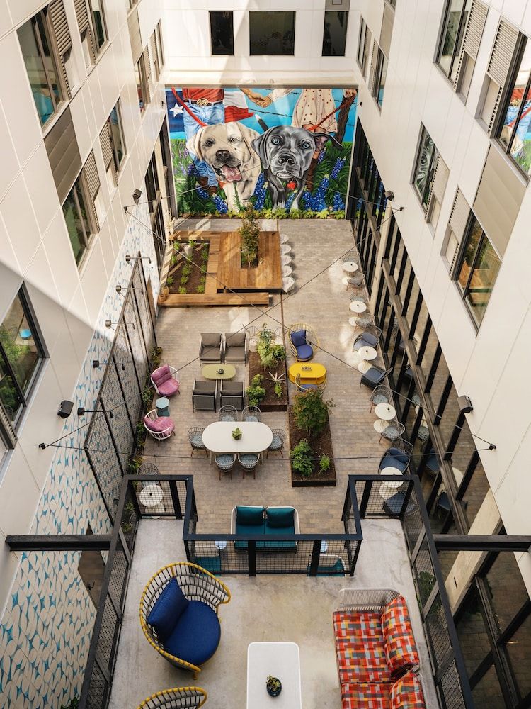 Origin Austin, A Wyndham Hotel 3