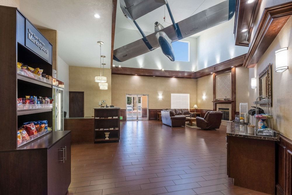 Baymont by Wyndham Colorado Springs 2