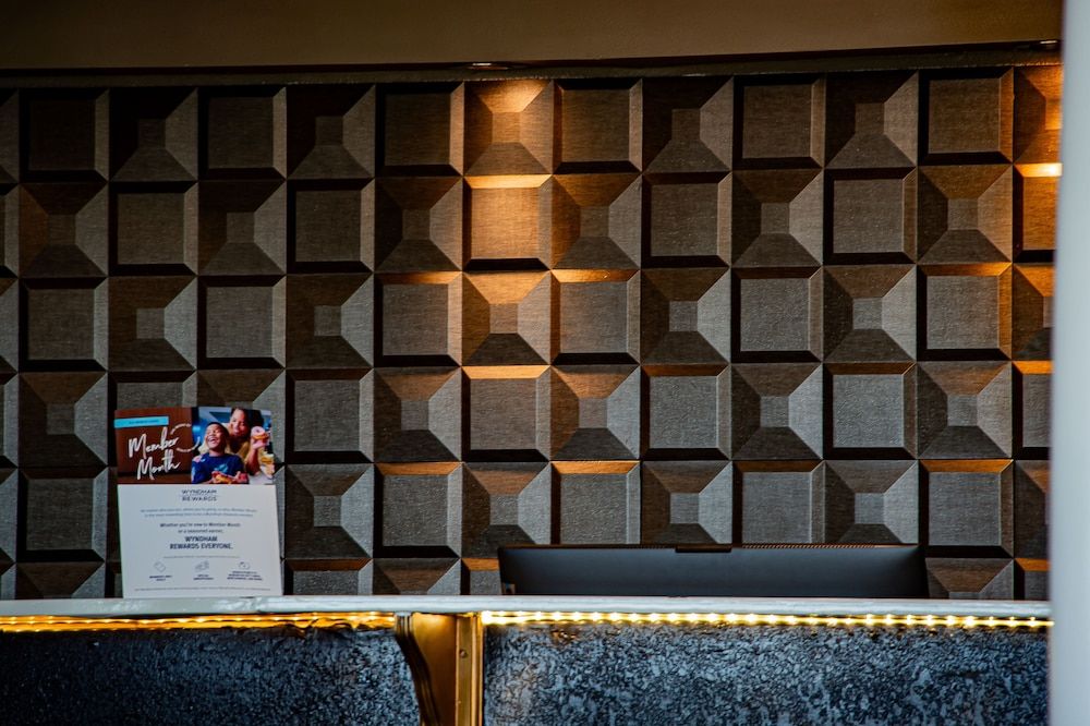 Super 8 by Wyndham Biloxi 3