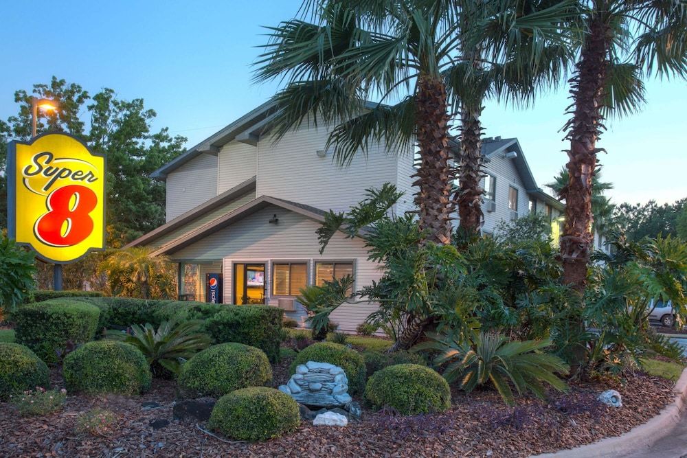 Super 8 by Wyndham Gainesville 2 estrellas en Gainesville