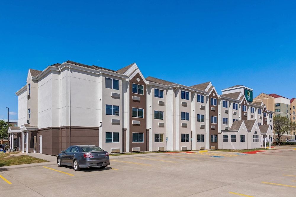 Quality Inn & Suites Fort Worth North - Haltom City 2 estrellas en Fort Worth
