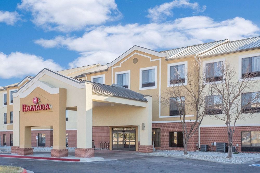 Ramada by Wyndham Denver International Airport 3 estrelas em Denver