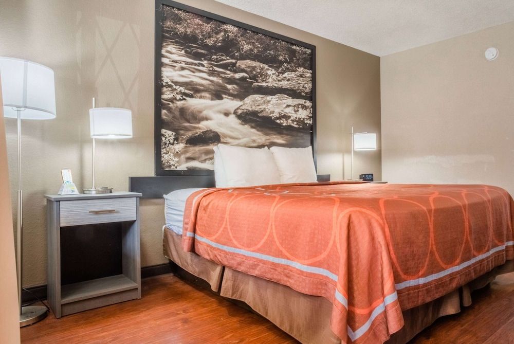 Super 8 by Wyndham Downtown Gatlinburg at Convention Center 3 étoiles à Gatlinburg