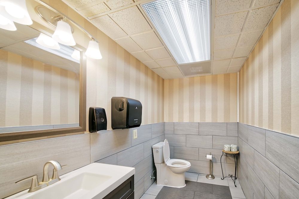 Super 8 by Wyndham Chattanooga/Hamilton Place 2
