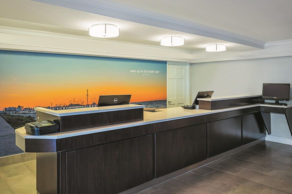 Wingate by Wyndham Galveston East Beach 2