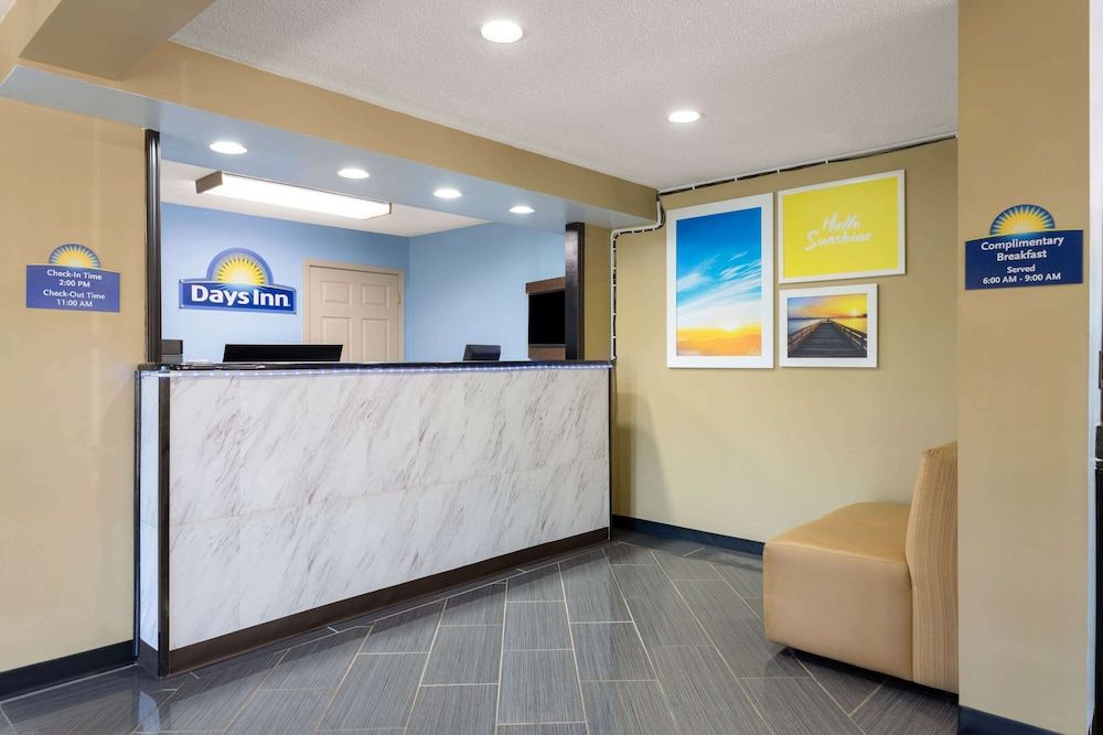 Days Inn by Wyndham Greensboro Airport 2