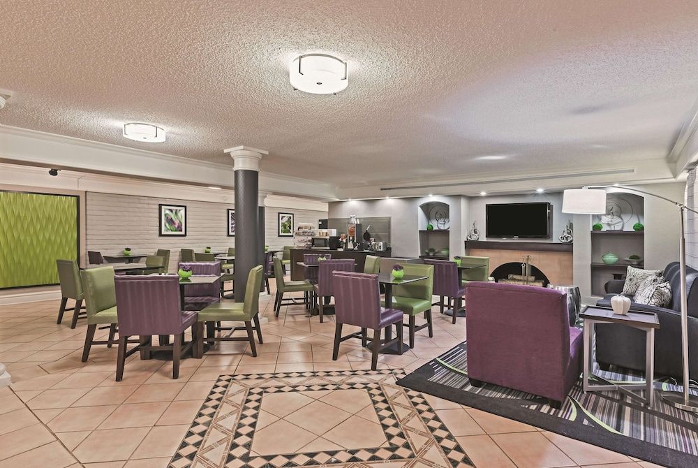 Travelodge by Wyndham Houston Cy-Fair 2