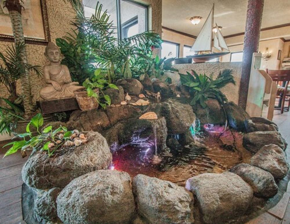 Days Inn by Wyndham Destin 2