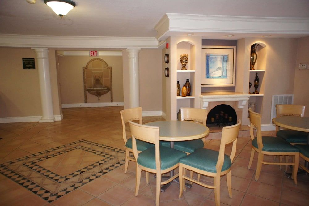 La Quinta Inn Tallahassee North 2