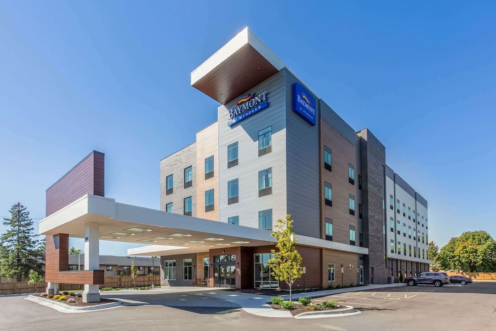 Baymont Inn & Suites by Wyndham Madison 1