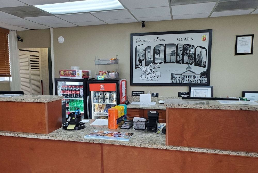 Super 8 by Wyndham Ocala 3