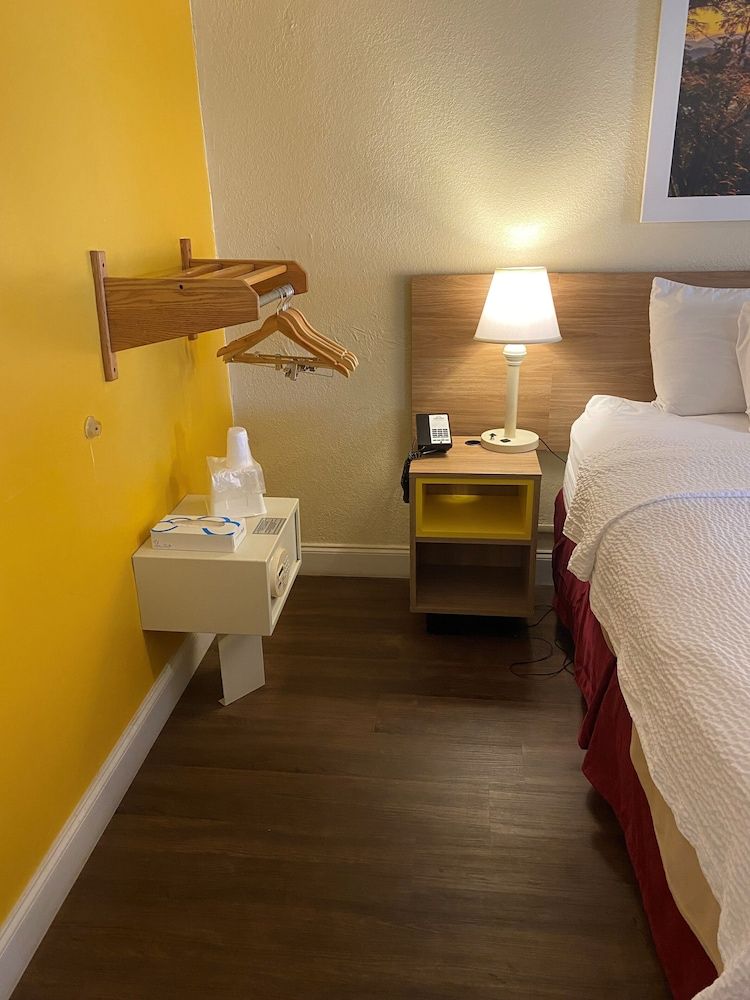 Days Inn by Wyndham St. Augustine West 2