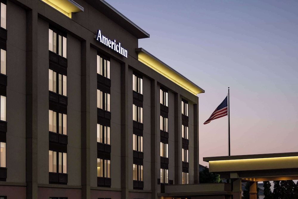 AmericInn by Wyndham Madison West 3 estrellas en Madison