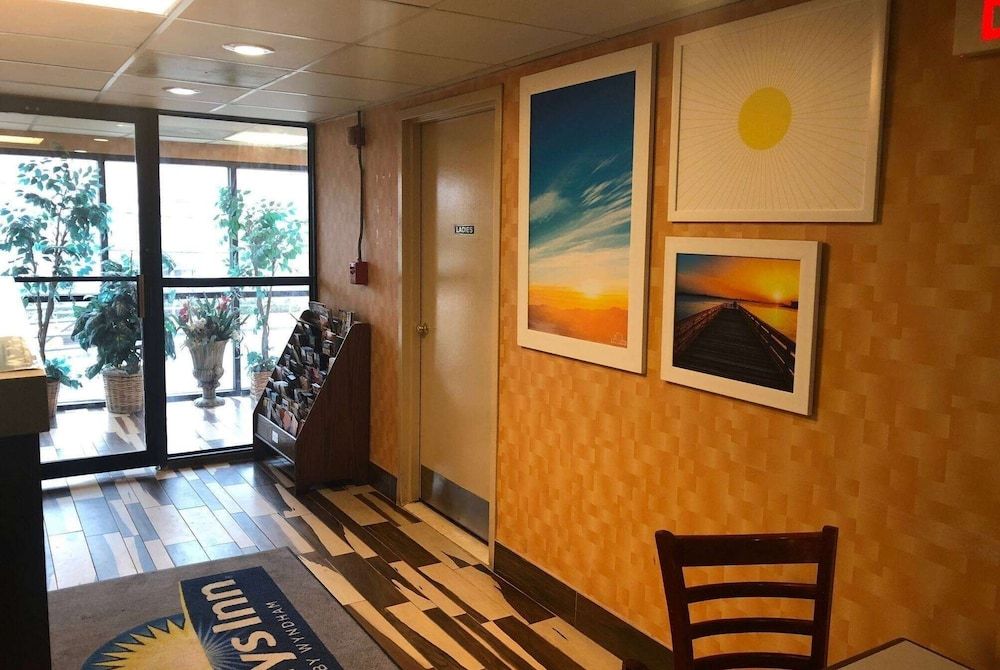 Days Inn by Wyndham Jersey City / NYC Area 2