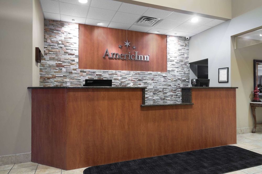 AmericInn by Wyndham Rochester 2