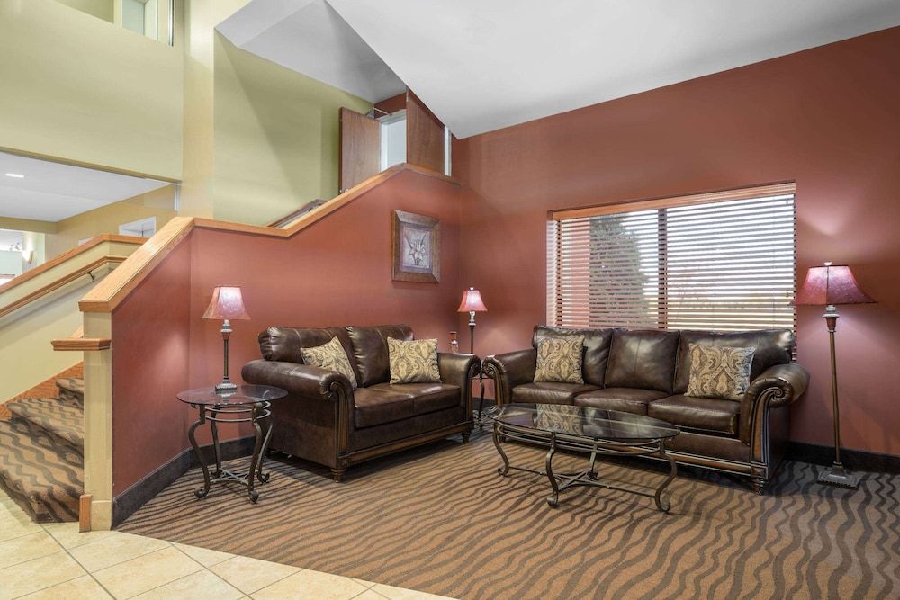 AmericInn by Wyndham Rochester 3