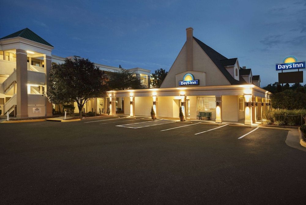 Days Inn by Wyndham WestEnd Alexandria,VA Washington DC Area 2 estrellas en Alexandria