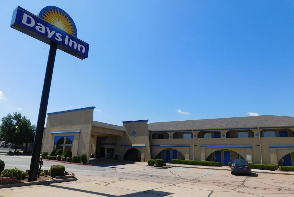 Days Inn by Wyndham Oklahoma City NW Expressway 2 estrellas en Oklahoma City