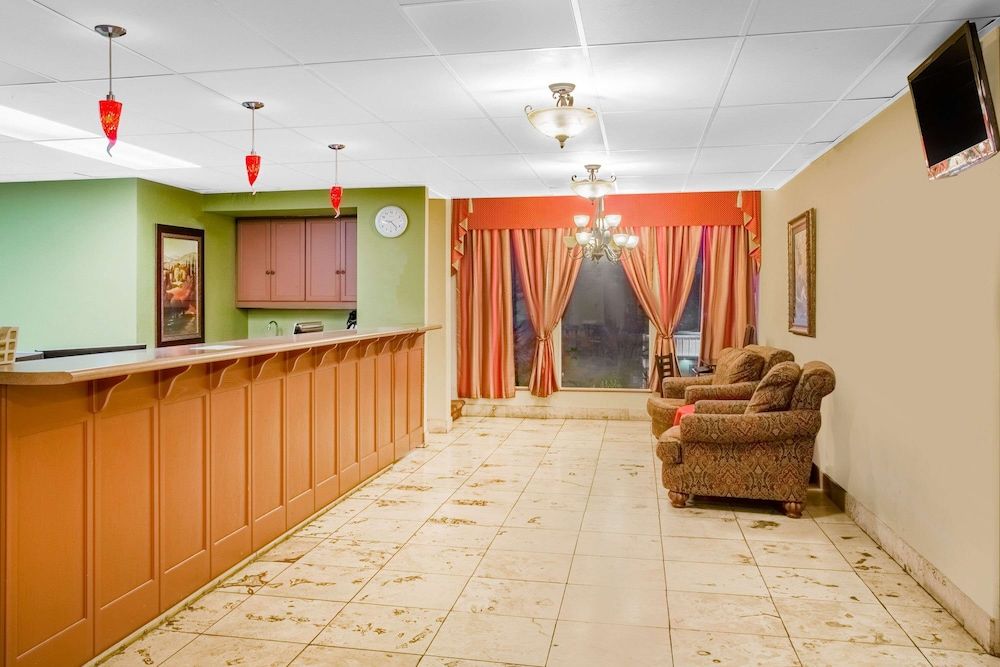 Days Inn by Wyndham St. George 2