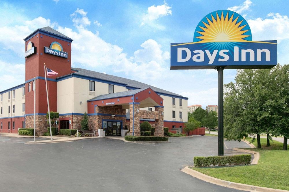 Days Inn by Wyndham Tulsa Central 3 estrellas en Tulsa