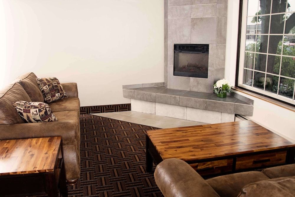 Super 8 by Wyndham Juneau 3