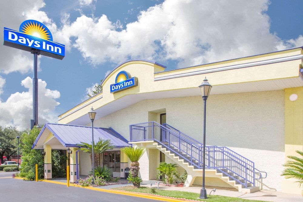 Days Inn by Wyndham Tallahassee University Center 2 estrellas en Tallahassee