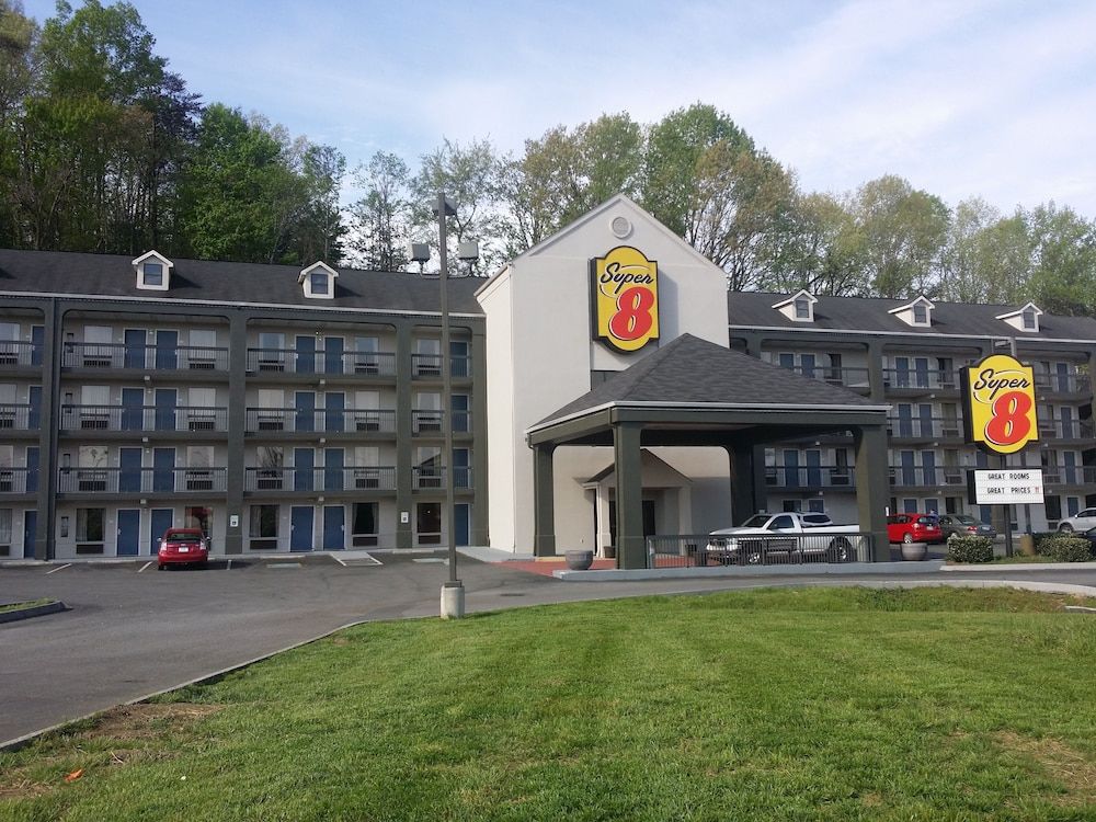 Super 8 by Wyndham Pigeon Forge Dollywood Lane 2 estrelas em Pigeon Forge