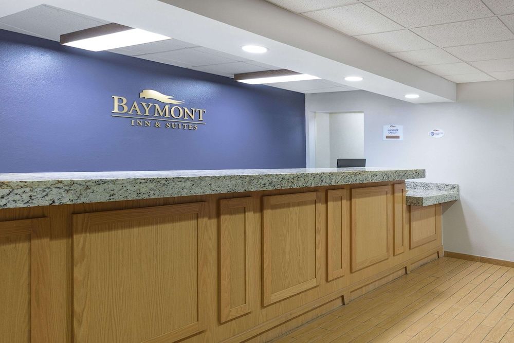 Baymont by Wyndham Oklahoma City/Quail Springs 2