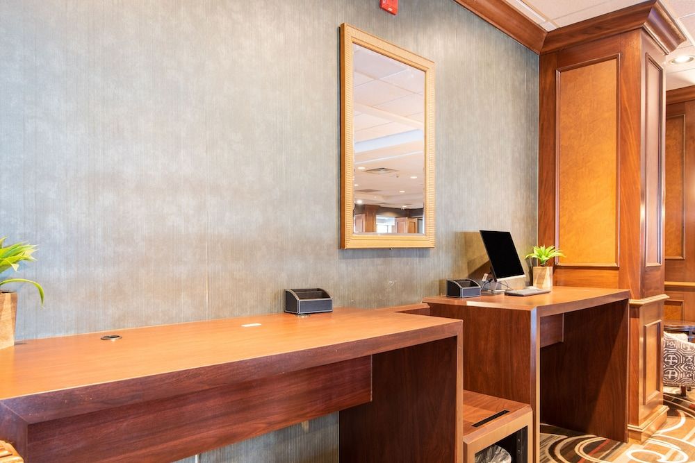 Wyndham Omaha / West Dodge 2