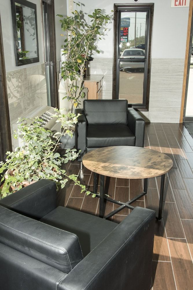 Super 8 by Wyndham Michigan City 2